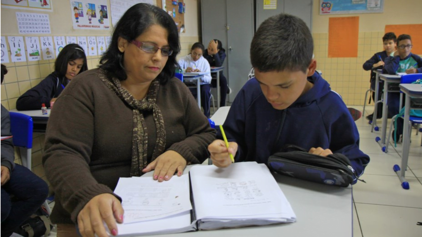 São oferecidas 125 vagas iniciais para estudantes de pedagogia