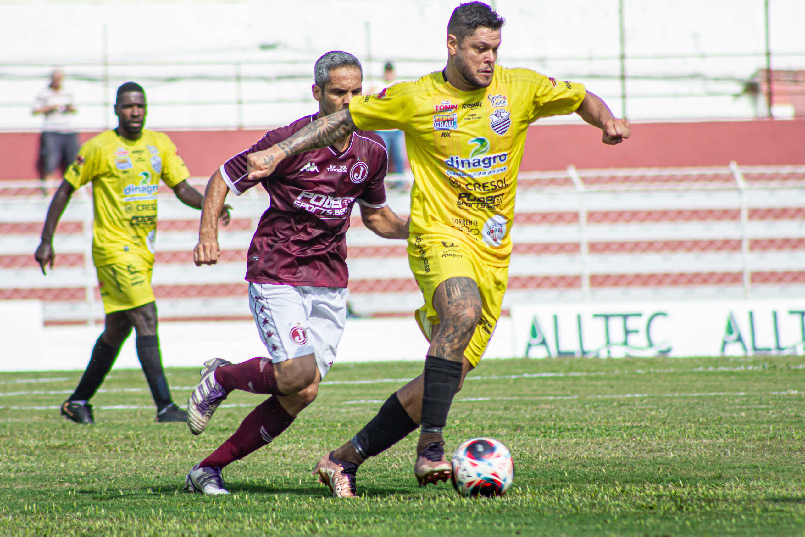 Comercial vence a primeira fora de casa e fica mais perto da classificação para Z8 da série A2