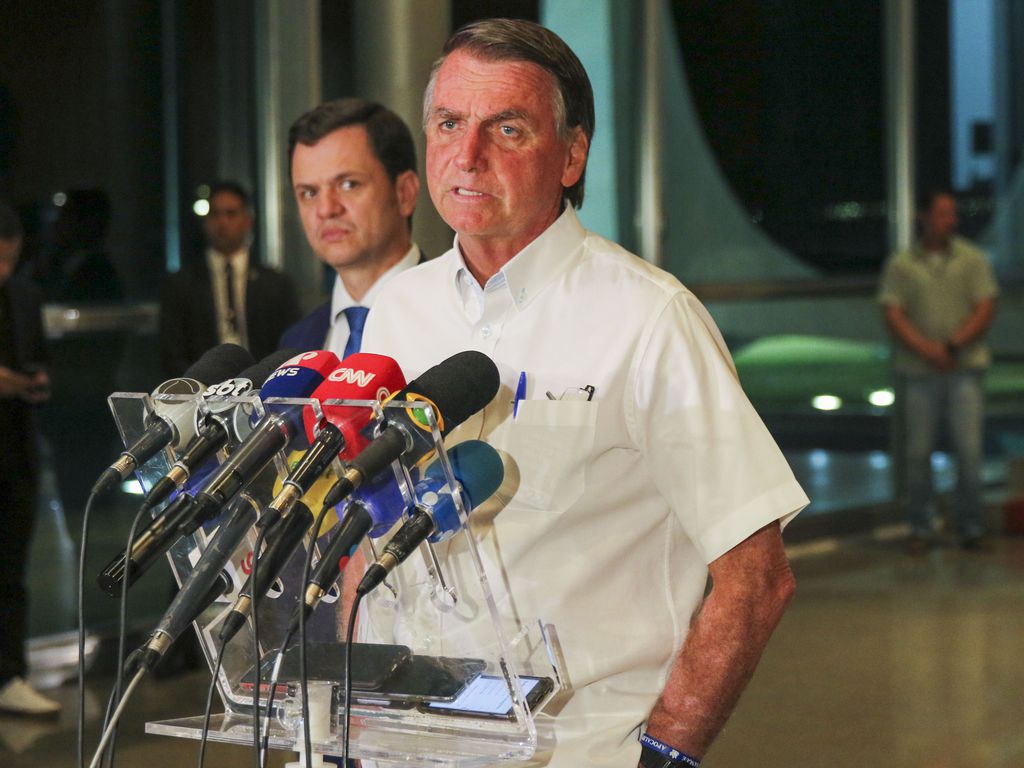 jair_bolsonaro_palacio_da_alvorada_fcpzzb_abr_0457261022