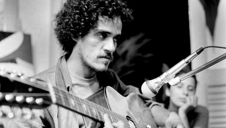 MULTIVERSOS: Chão de Giz, de Zé Ramalho