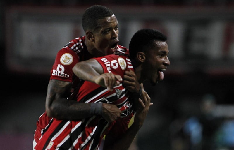 São Paulo empata com Coritiba fora de casa e mantém invencibilidade com Dorival