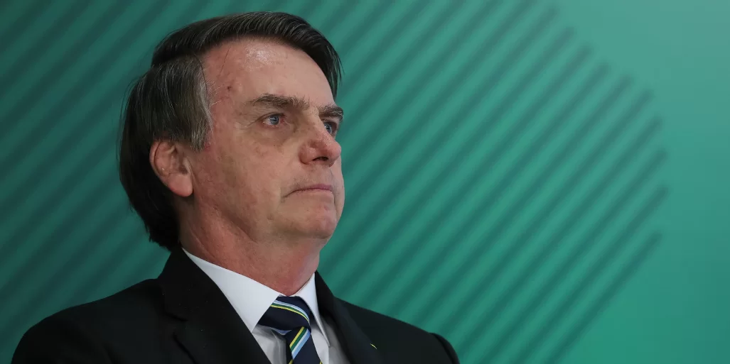 À PF, Bolsonaro nega que pediu inserção de dados em carteira de vacinação