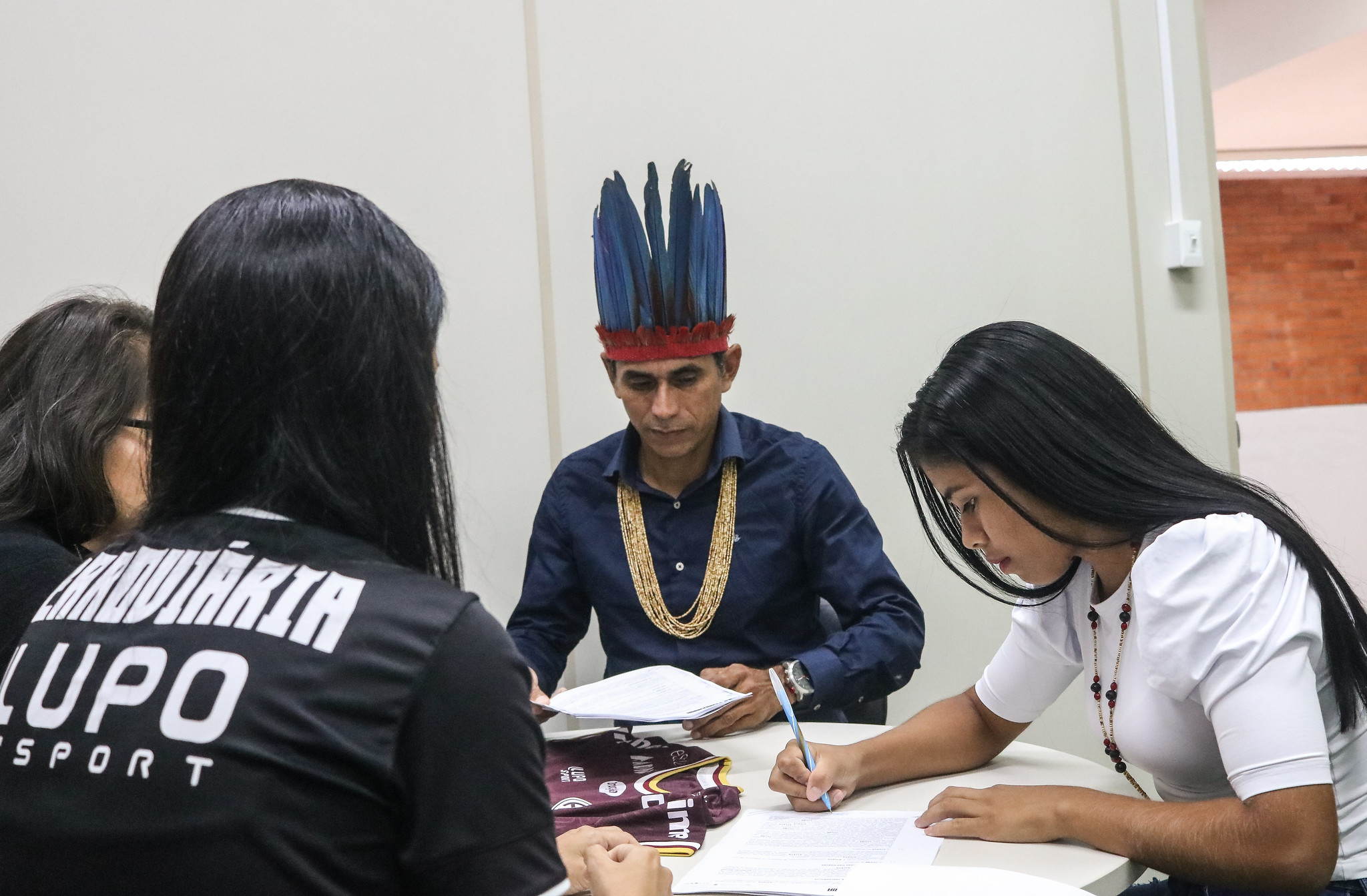 Ferroviária é o 1° time brasileiro a assinar contrato profissional com uma jogadora indígena