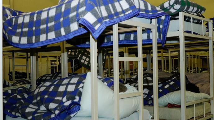Com chegada do frio, capitais ampliam vagas em abrigos para população de rua