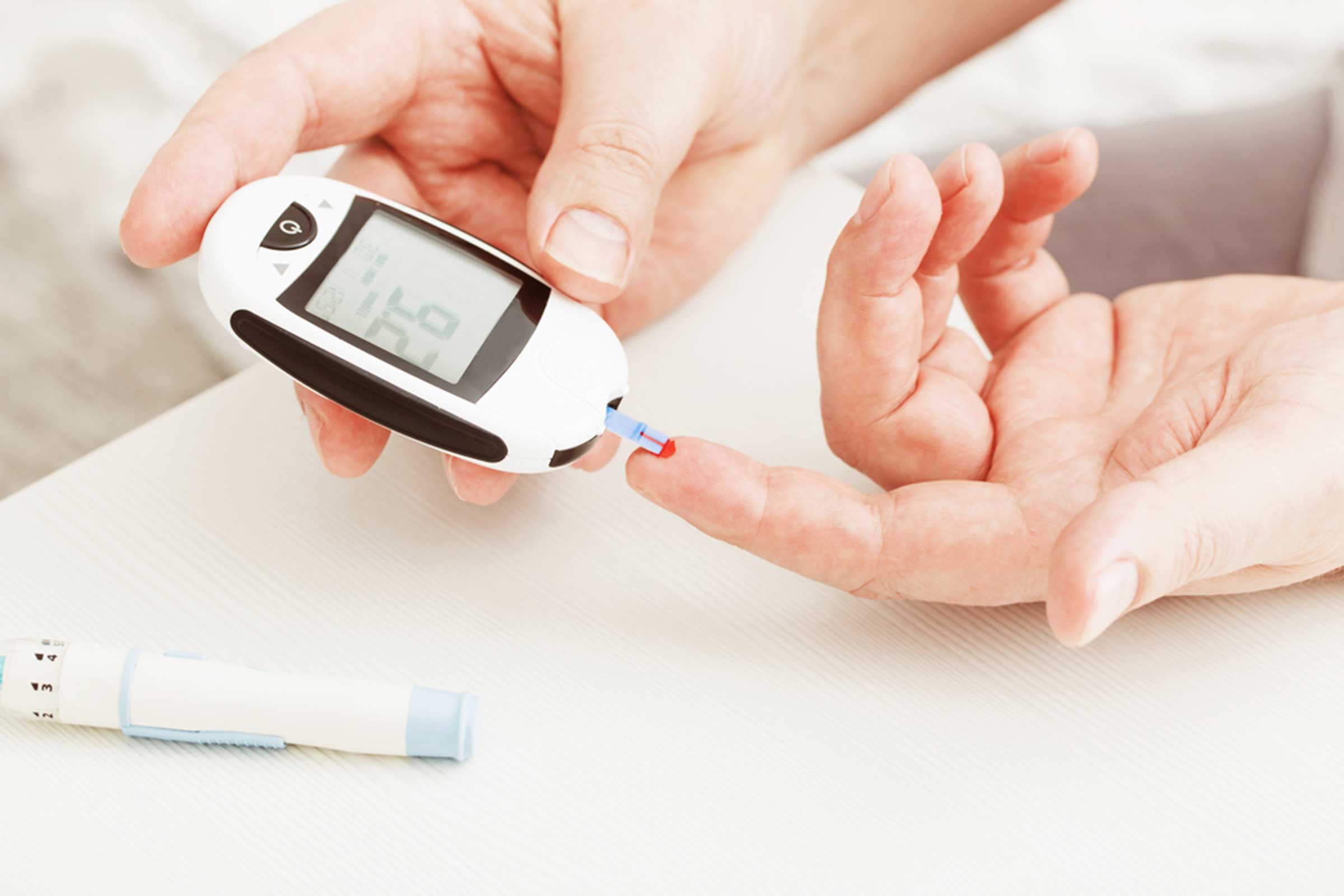 Diabetes antes dos 60 anos aumenta em 3 vezes risco de demência, diz estudo