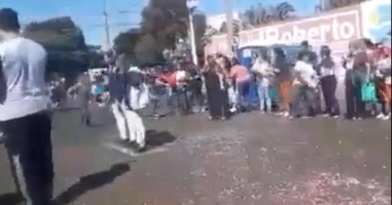 Pessoas ficam feridas após ataque de boi em evento da região