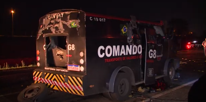 Roubo de carro forte em Santa Bárbara do Oeste deixa pessoas feridas