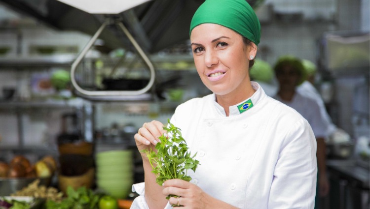 Estreia: Chef Morena Leite é a nova colunista do Mesa pra Dois