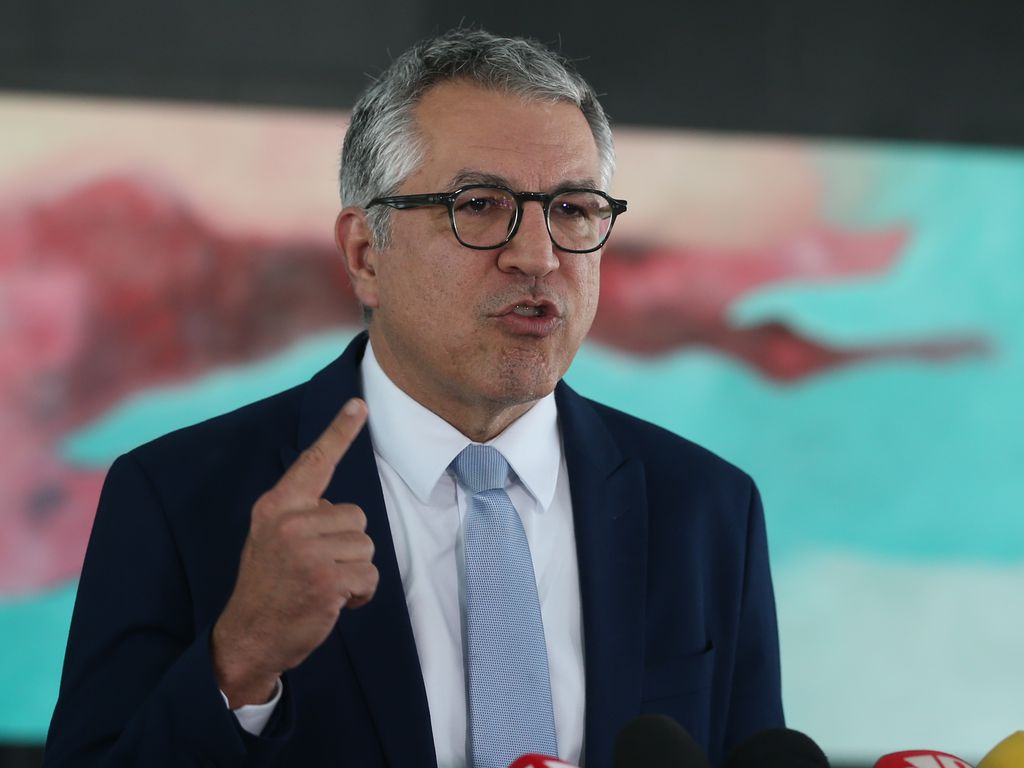 Padilha fala em ‘mudança da água para o vinho’ entre toma lá dá cá de Bolsonaro e Lula