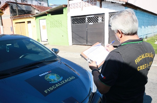 Praia Grande realiza ações de fiscalização para coibir irregularidades na utilização de unidades habitacionais
