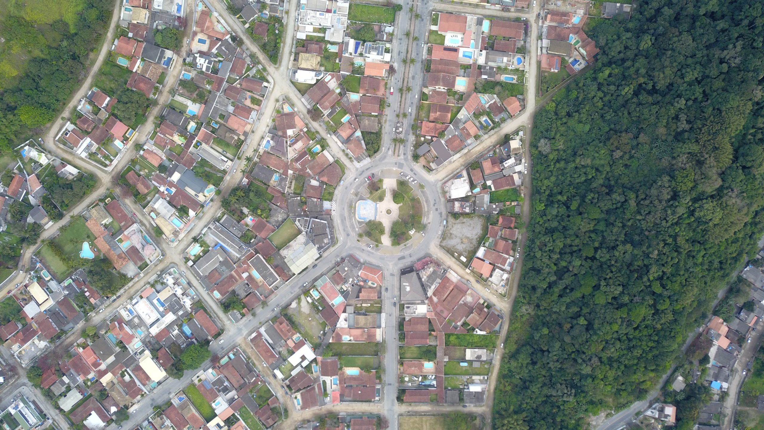 Refis 2023 concede desconto de até 100% sobre multas e juros em Guarujá