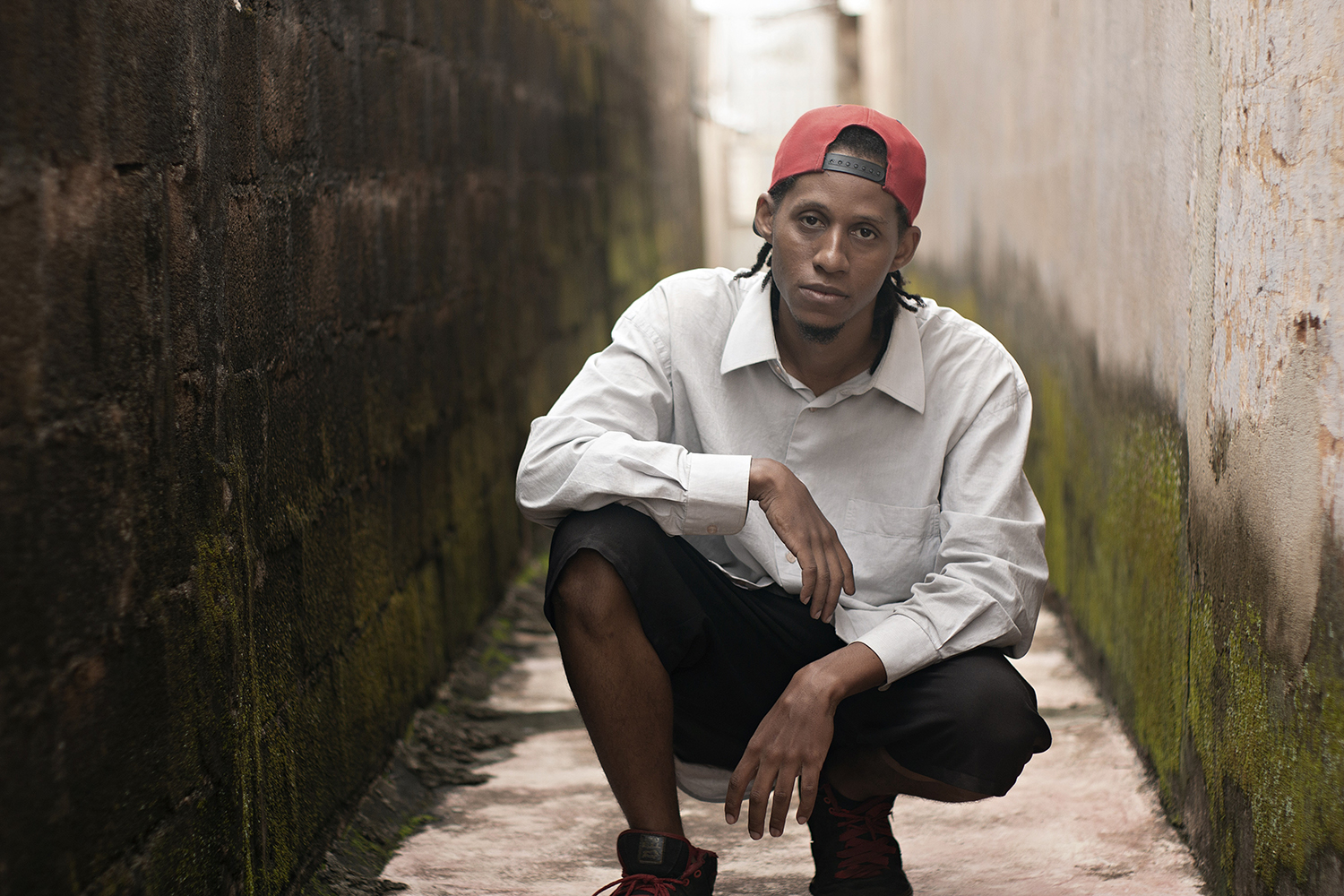 Projeto leva poesia para estudantes de Ribeirão Preto