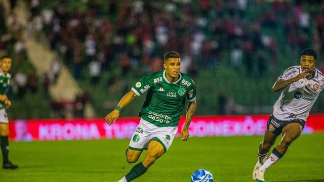 Guarani bate o Vitória em mais uma rodada do Brasileiro da Série B