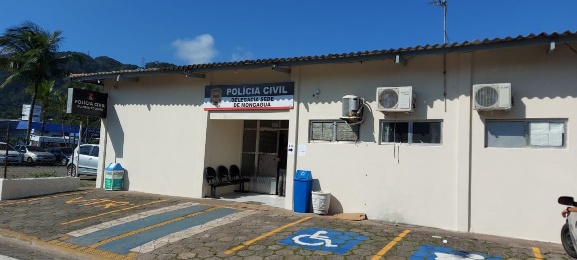 Homem é flagrado furtando peças de veículos em Mongaguá e acaba preso