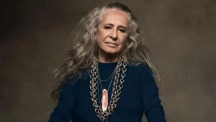 Aniversário de Maria Bethânia: 60 sucessos da Abelha Rainha