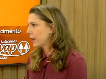 A imprensa perdeu a importância? Jornalista comenta assunto no “Café do dia”