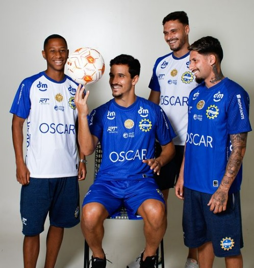 São José E.C. lança novo uniforme para temporada