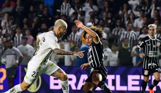 Santos perde para o Corinthians e torcida provoca “guerra” na Vila Belmiro
