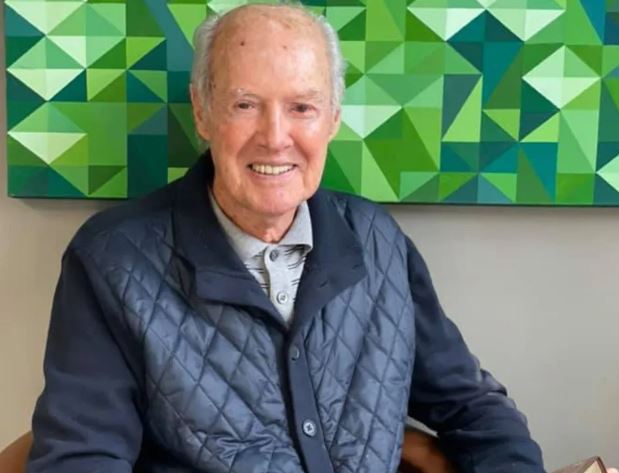 Mantenedor de tradicional universidade de Santos, Rubens Viegas, morre aos 98 anos