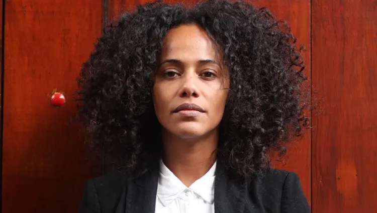 Protagonista e criadora de histórias, Naruna Costa é a convidada no Mais Preta