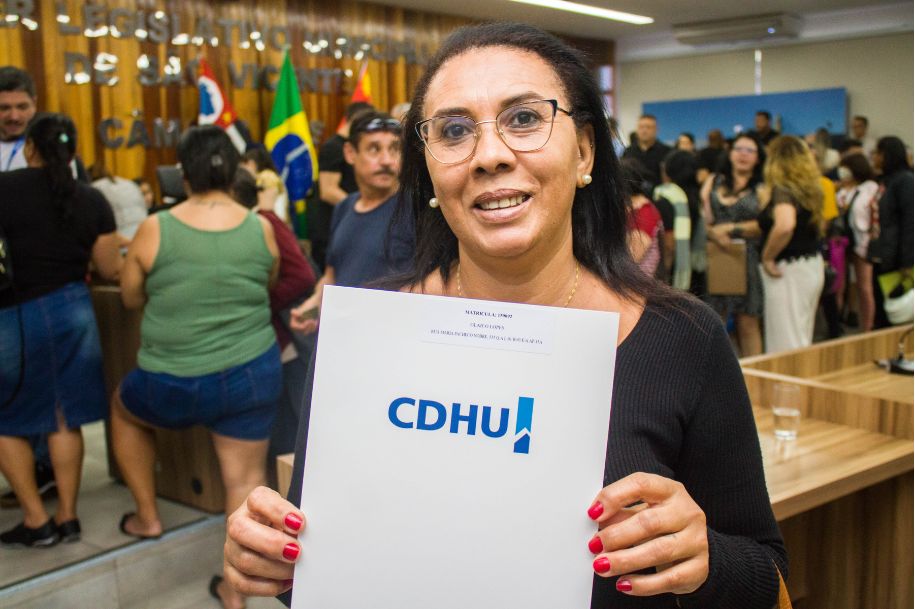 Moradores de núcleos habitacionais de São Vicente e Mongaguá tem 469 moradias regularizadas