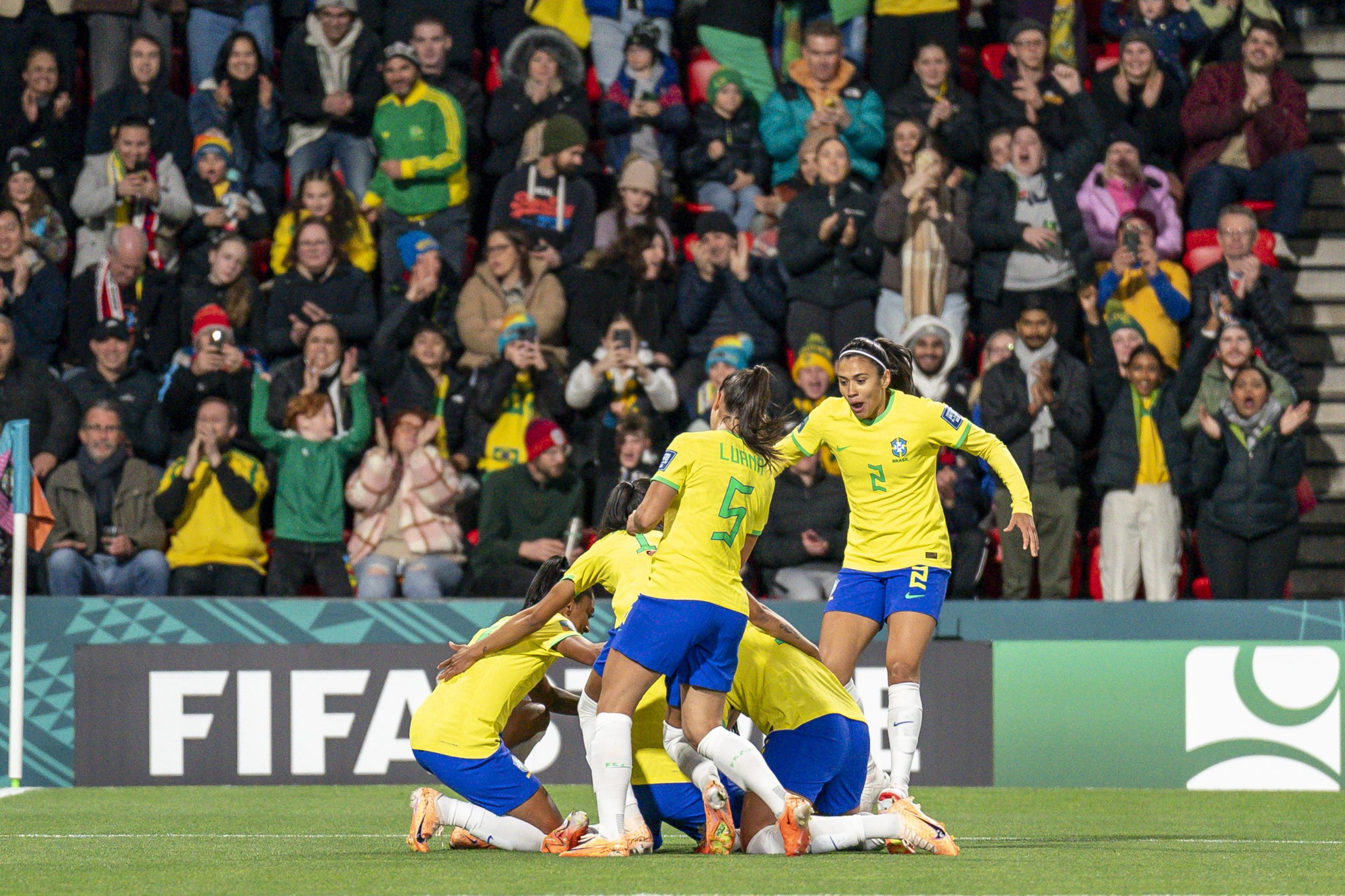 Selecao brasileira comemora o primeiro gol de Ary Borges durante a partida de futebol do Grupo F da Copa do Mundo Feminina da FIFA 2023 entre Brasil e Panama | Foto: Noe Llamas / SPP | Foto: Sports Press Photo / Sports Press | Photo/Fotoarena/Folhapress