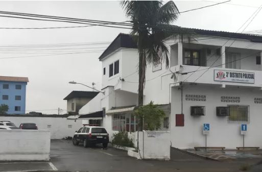 Comércio de drogas em São Vicente é interrompido e homem é preso