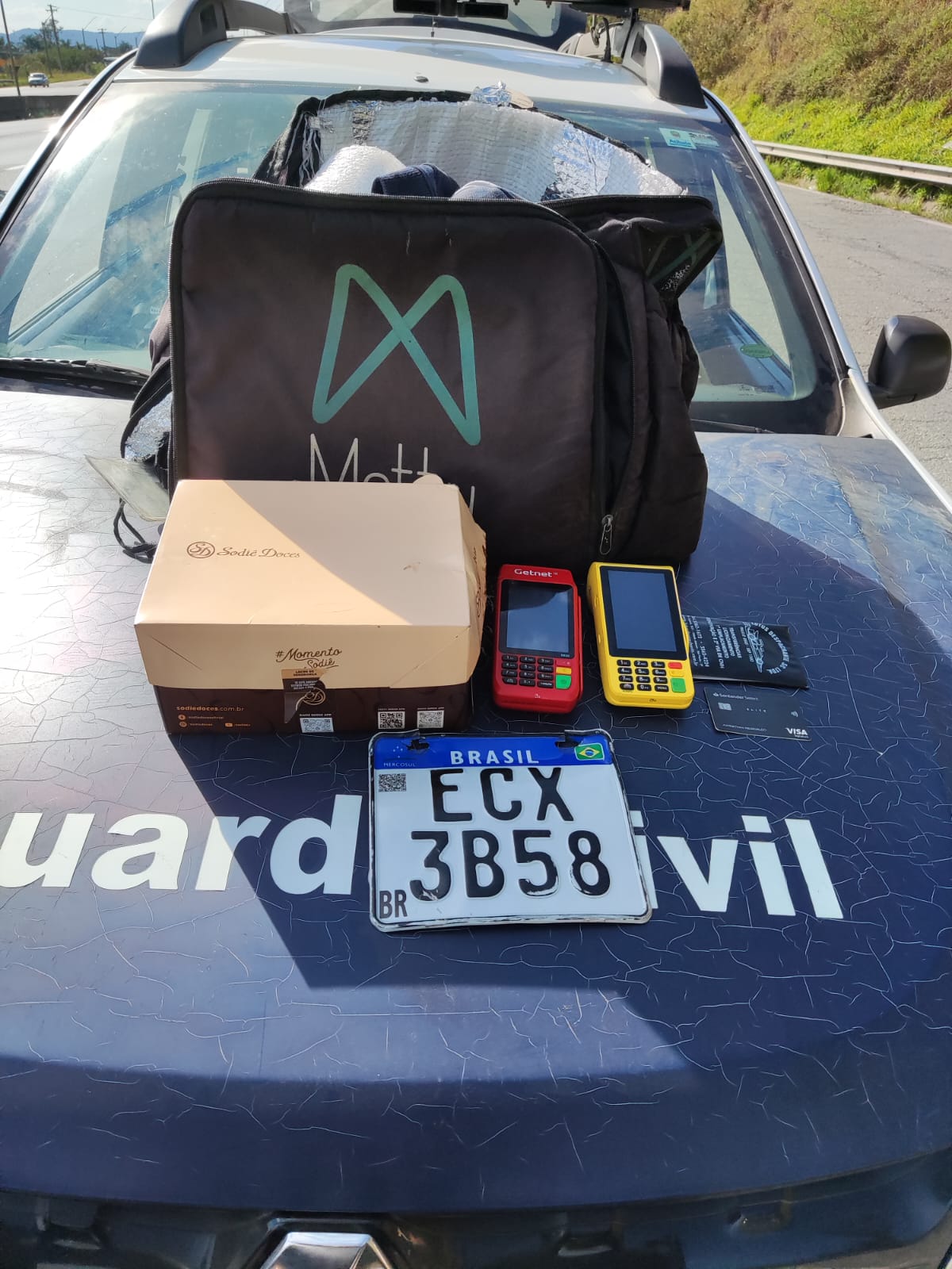 Suspeito de crimes de estelionato é preso após fugir e bater em viatura da GCM