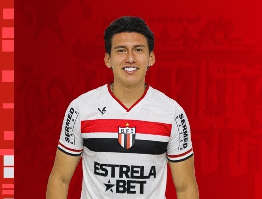 Botafogo contrata o lateral direito mexicano Juan Pablo Martínez