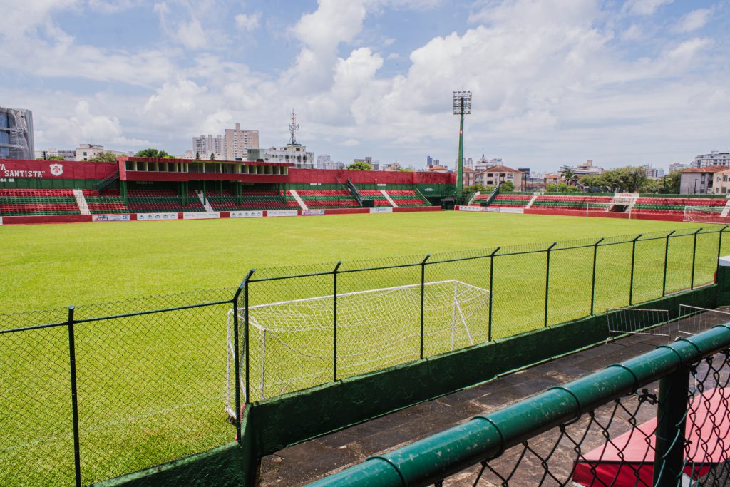 Portuguesa Santista recebe dois reforços para a sequência da Copa Paulista