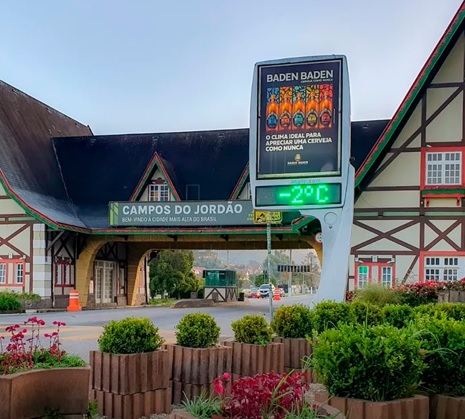 Abertas 2 mil vagas de emprego em Campos: veja setores e como concorrer