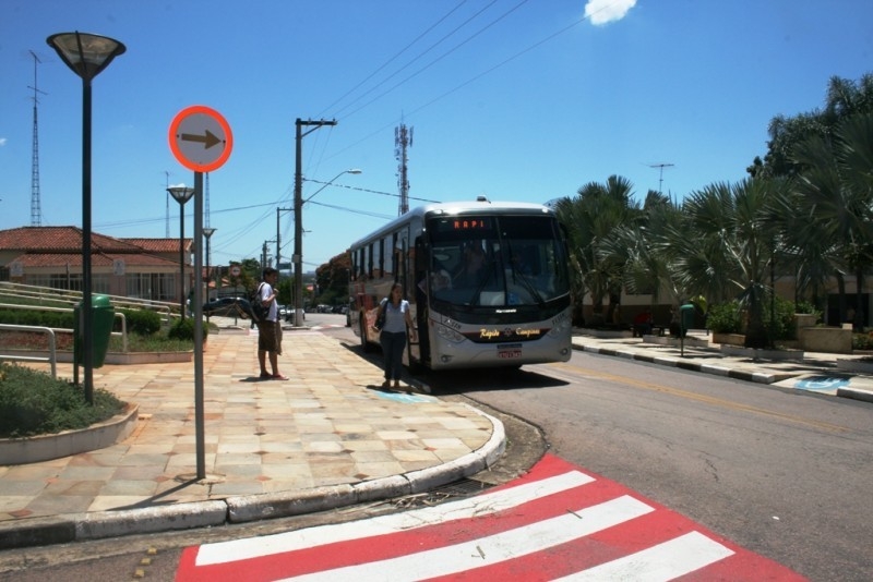 Ajuda de custo para transporte universitário e técnico é aberta em Vinhedo