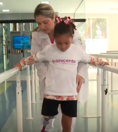 Lavinyah domina os 1ᵒˢ passos e quer voltar a correr: veja reportagem do Novo Dia