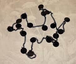 Foragida há 21 anos é presa em São Vicente ela é suspeita de matar criança em ritual no CE