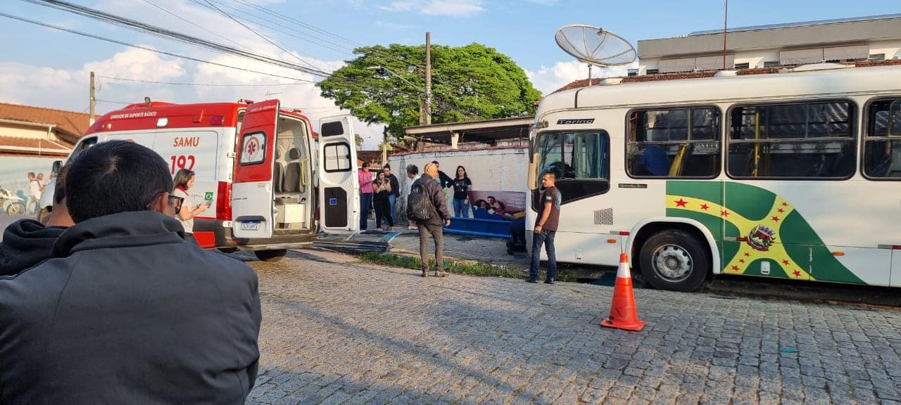 idosa morre atropelado ônibus desgovernado caçapava