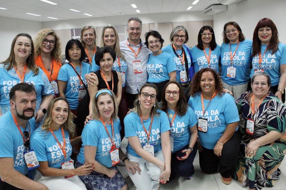 São Vicente promove formação continuada para profissionais da Educação