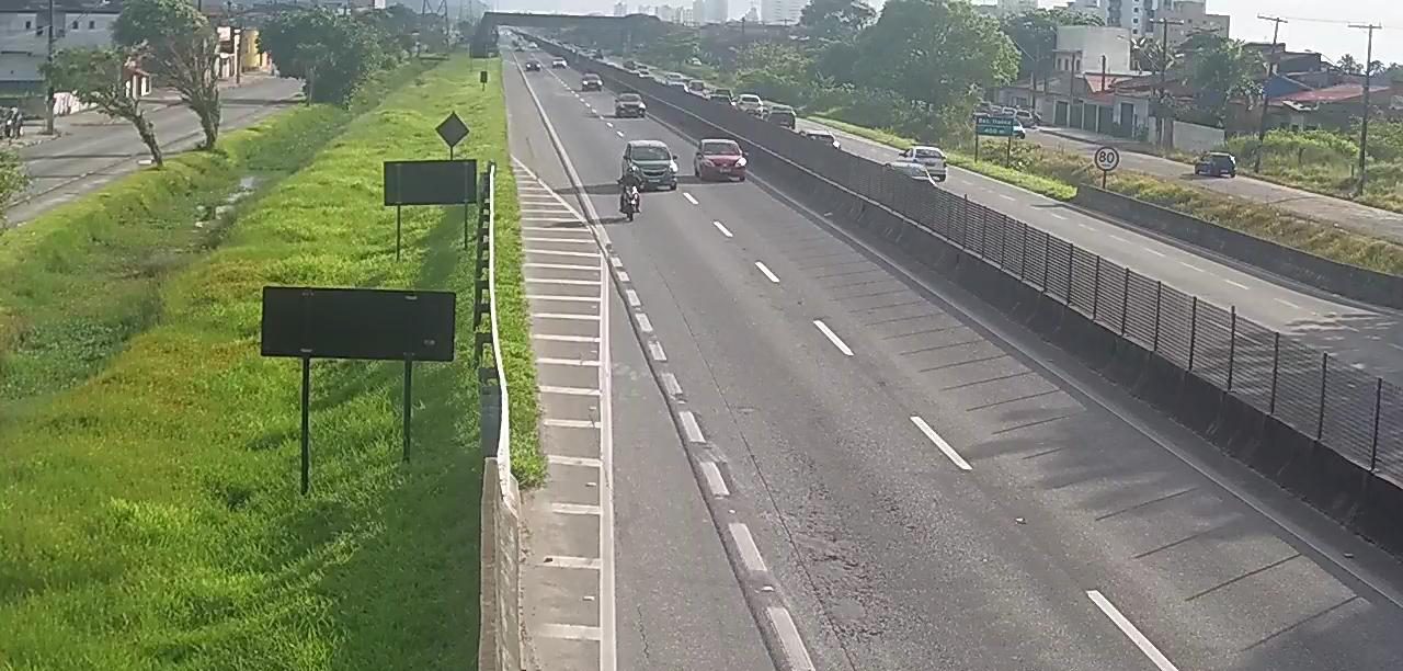 Praia Grande se posiciona sobre os pedágios na Padre Manoel da Nóbrega