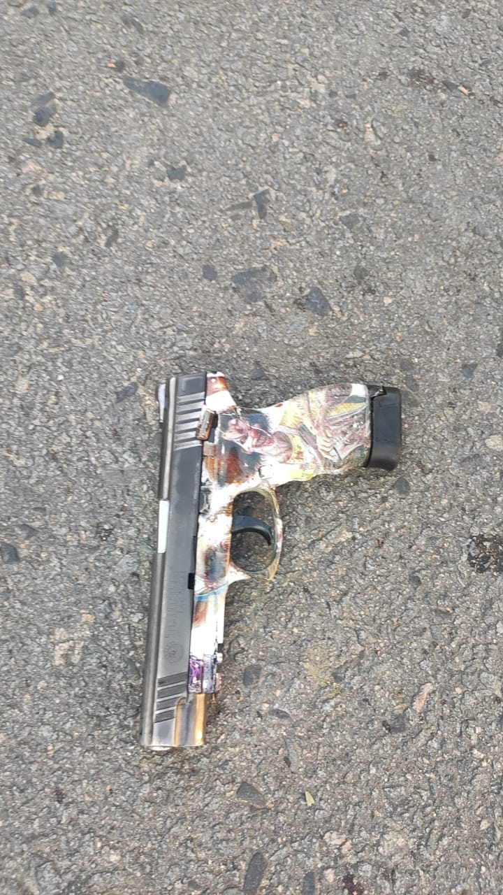 Confronto em morro de Santos termina com suspeito morto e policial ferido