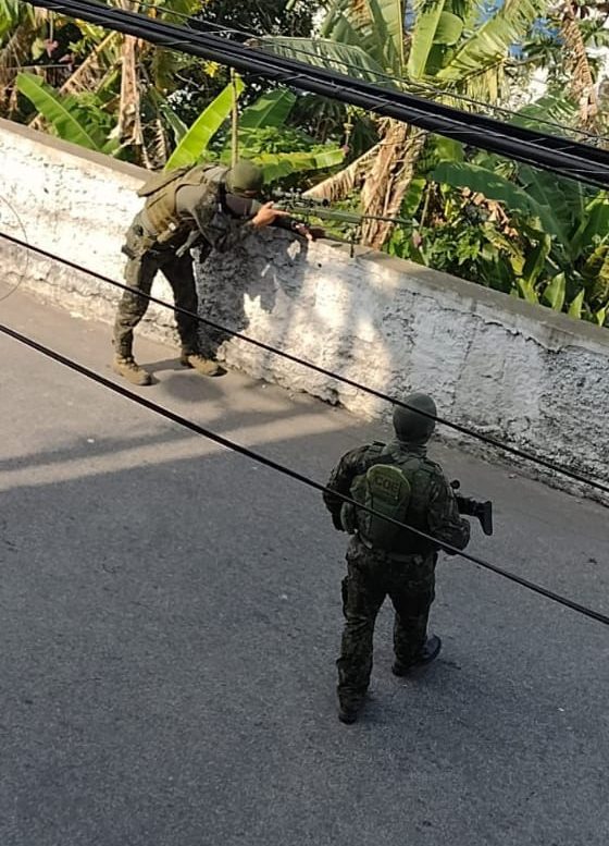 Policiais baleados em Santos passam bem
