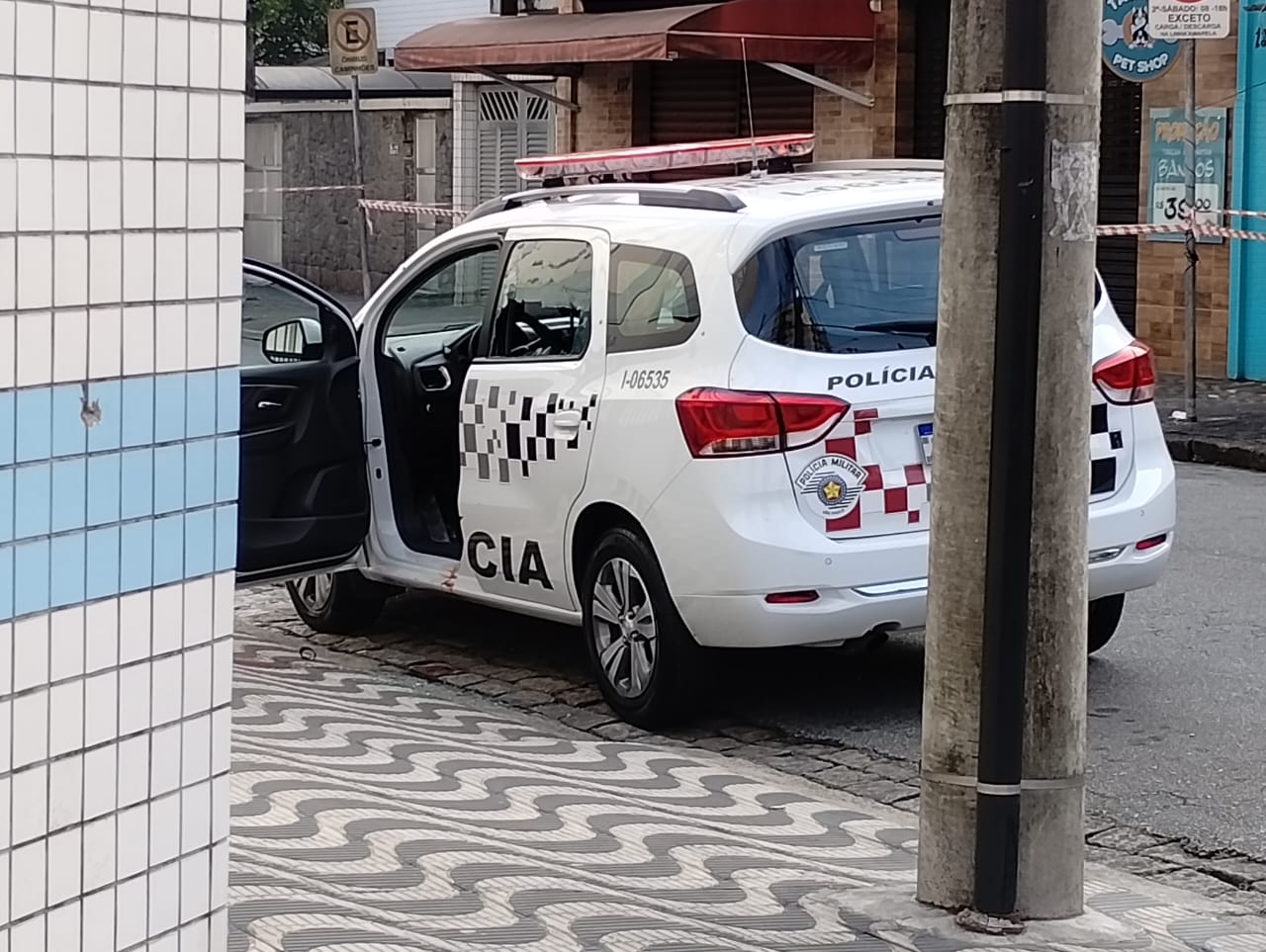 PM baleada com fuzil em Santos recebe alta após quase um mês