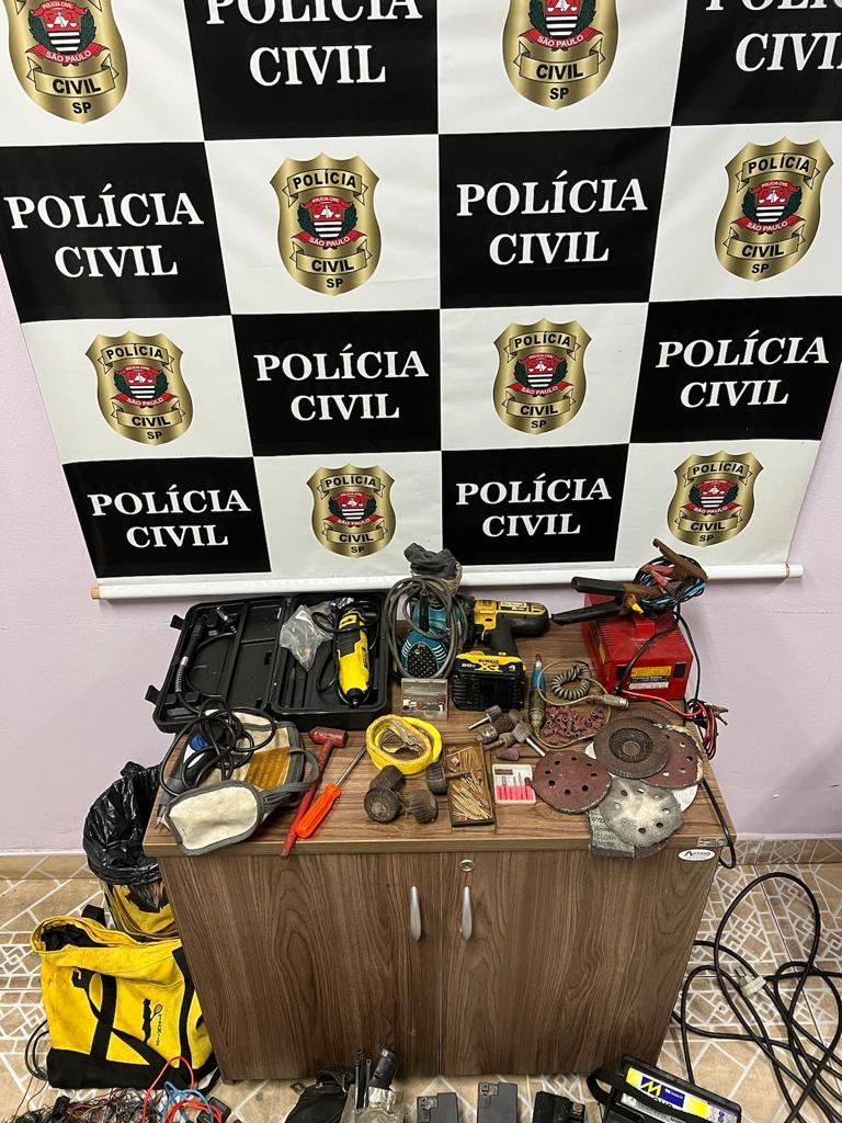 Imóveis usados para desmanche de veículos em Cubatão são descobertos