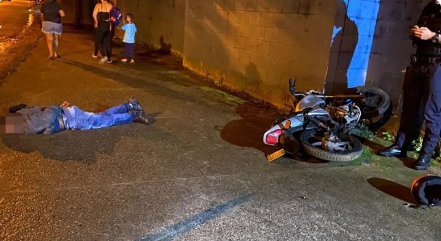 Adolescentes são apreendidos após acidente com moto roubada no Litoral