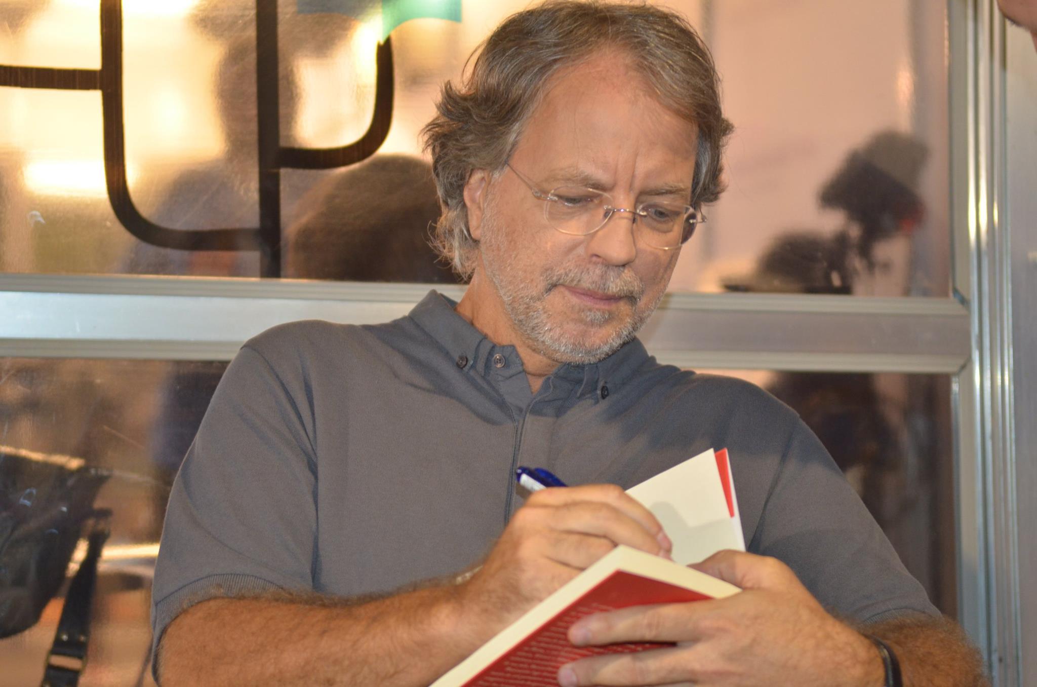 Nesta quarta tem Djamila Ribeiro e Mia Couto na 22ª Feira Internacional do Livro