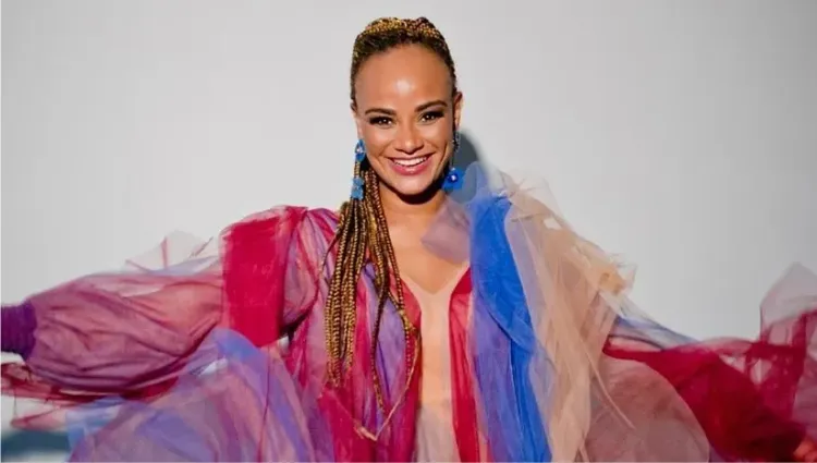 O samba de Luciana Mello, no Mais Preta