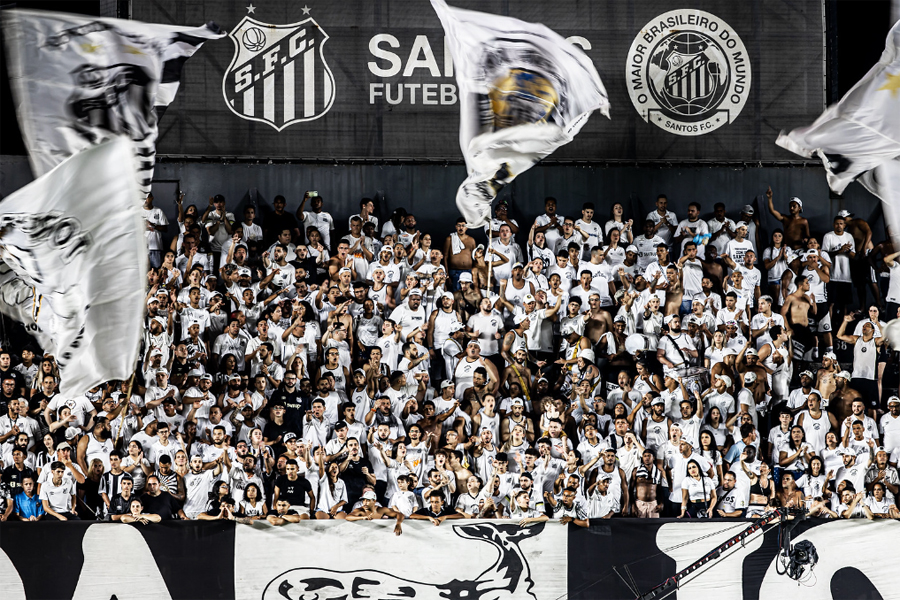 Fim do castigo: Santos vai voltar a jogar com torcida após redução da pena