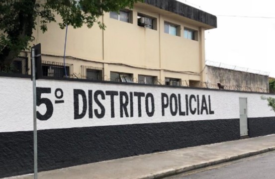 Foragido da Justiça é preso durante investigação contra o tráfico de drogas em Santos