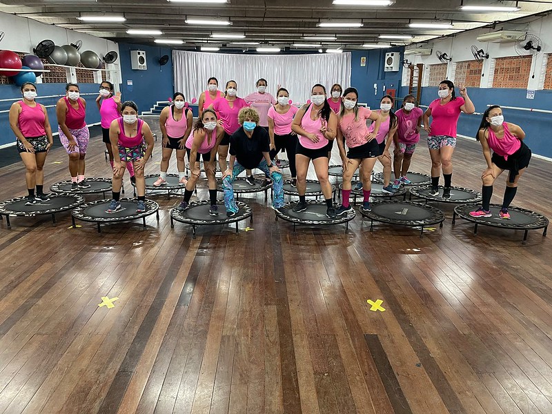 Guarujá dá o ‘pontapé’ inicial para a campanha do Outubro Rosa