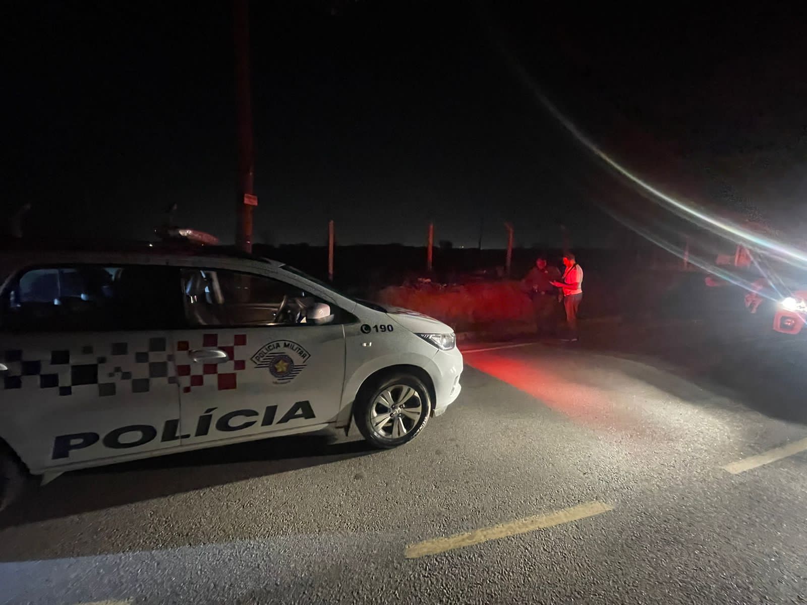 Dupla tenta roubar viatura da Polícia Militar em Campinas