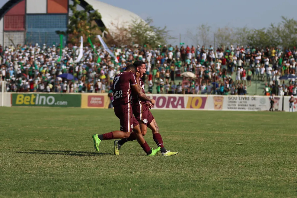 Ferroviária conquista acesso à Série C