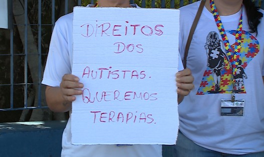 Mães de autistas denunciam falta de atendimento médico em Campinas